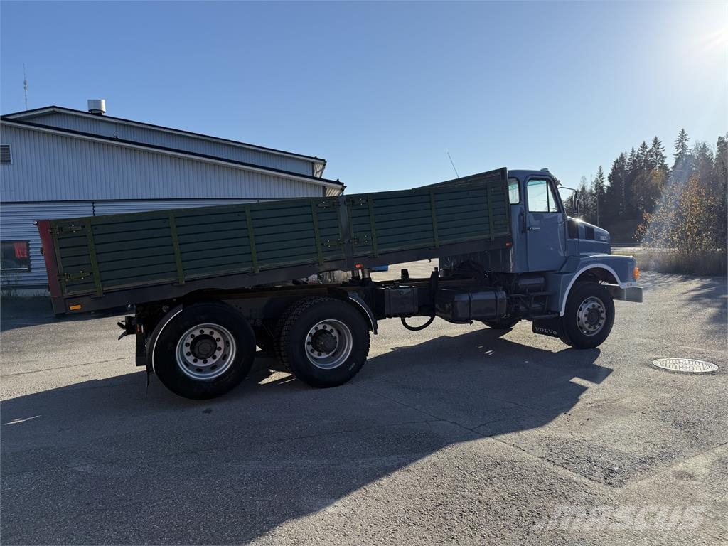 Volvo N10 6X2 自卸式货车