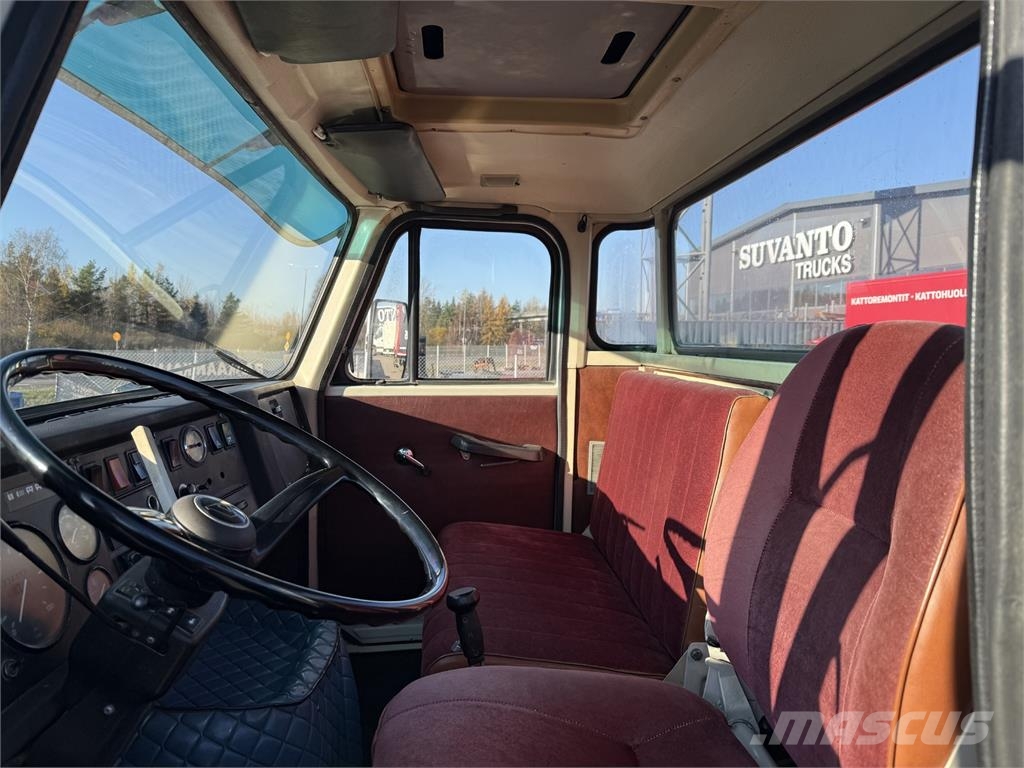 Volvo N10 6X2 自卸式货车