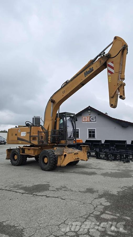 CASE WX210 Mobilbagger Speciale Graafmachines