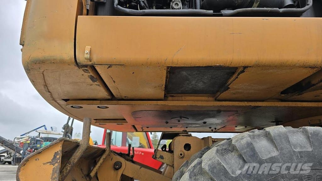 CASE WX210 Mobilbagger Speciale Graafmachines