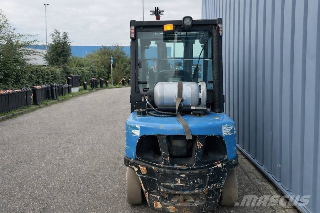Yale GLP 35 VX | 2015 شاحنات LPG