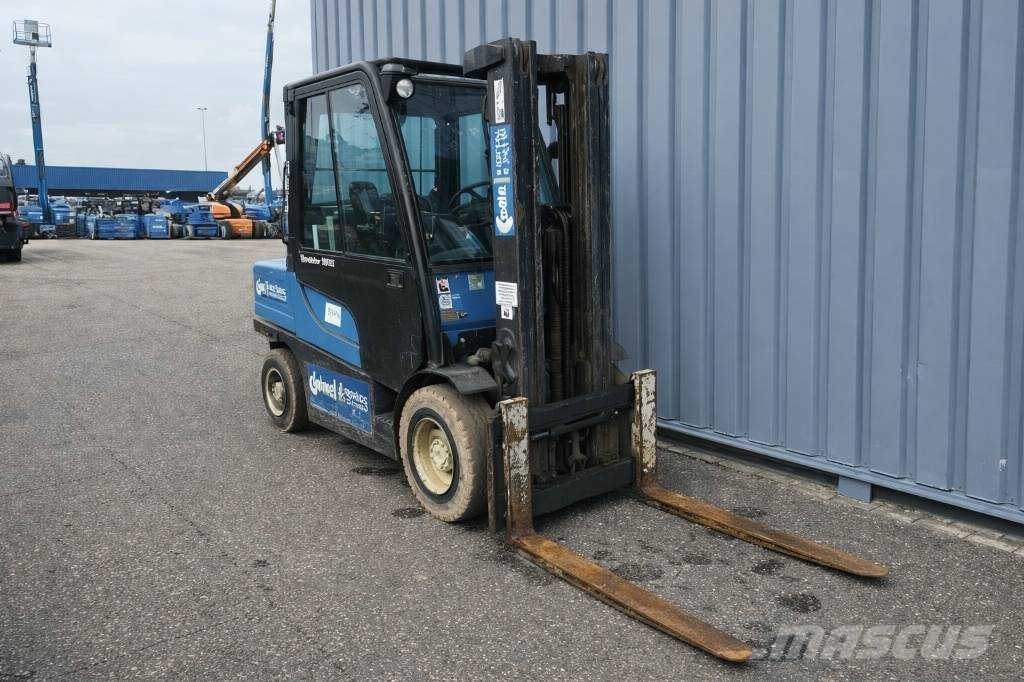 Yale GLP 35 VX | 2015 شاحنات LPG
