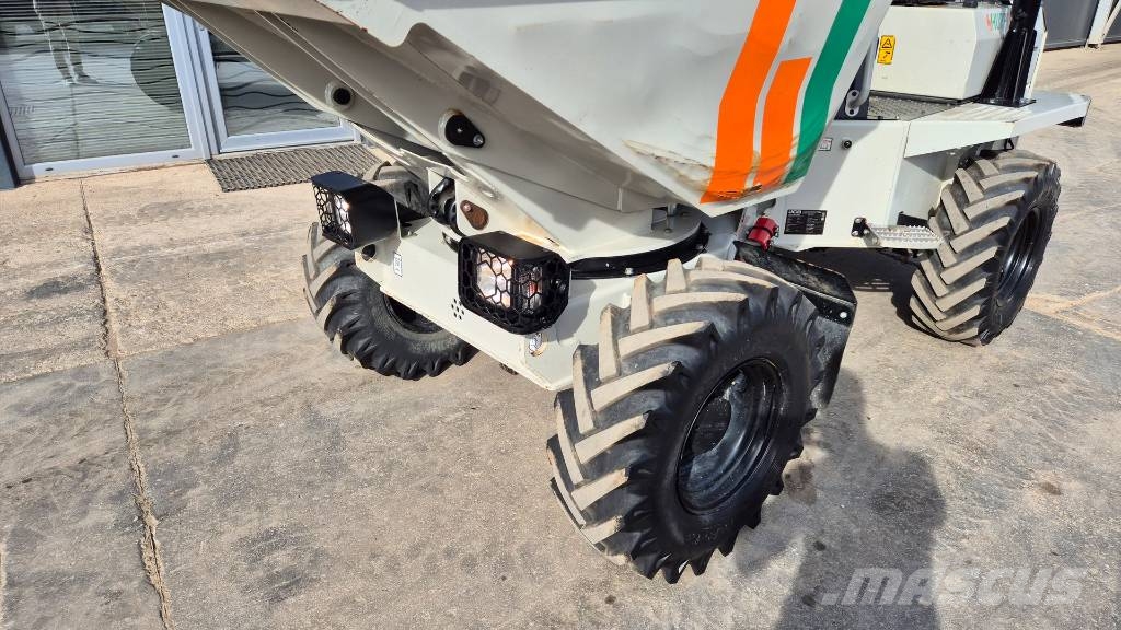 JCB 3STH-2S5 - 2023 YEAR - 495 HOURS - TOP 铰接式自卸车