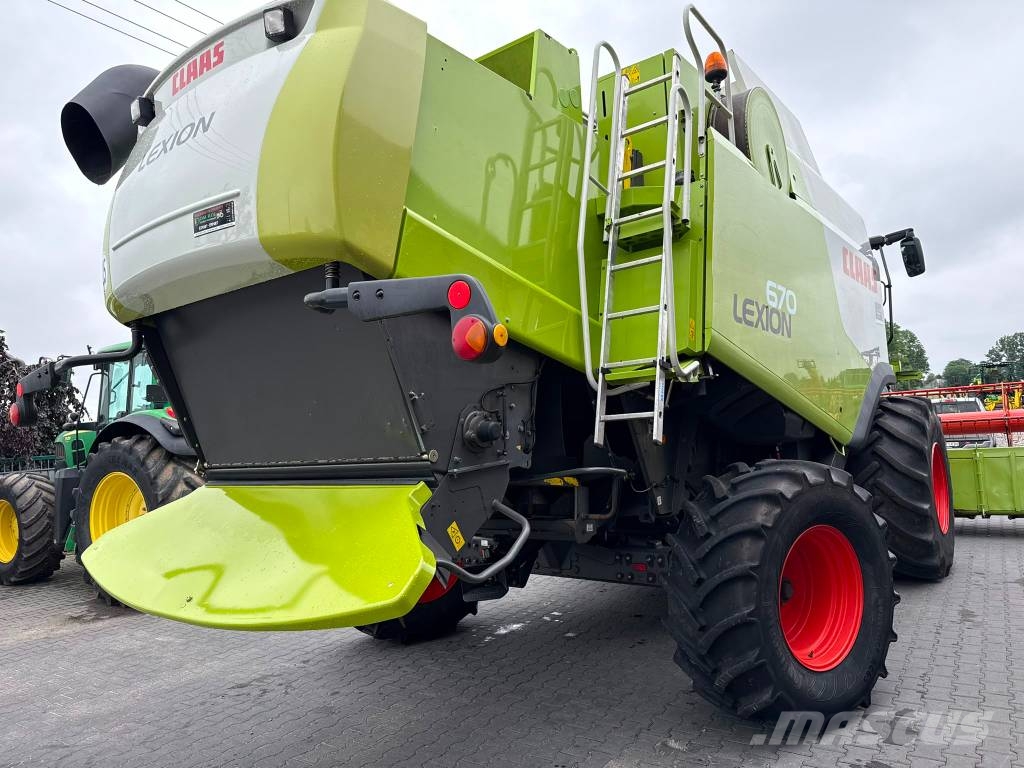 CLAAS Lexion 670 Θεριζοαλωνιστικές μηχανές