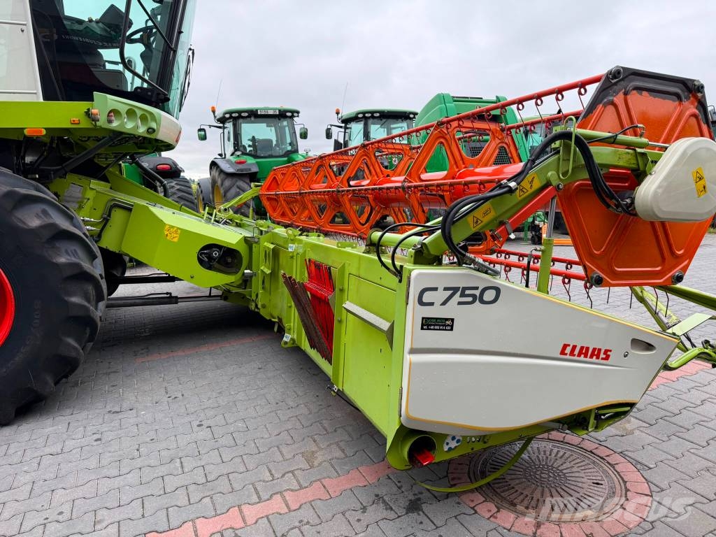 CLAAS Lexion 670 Θεριζοαλωνιστικές μηχανές