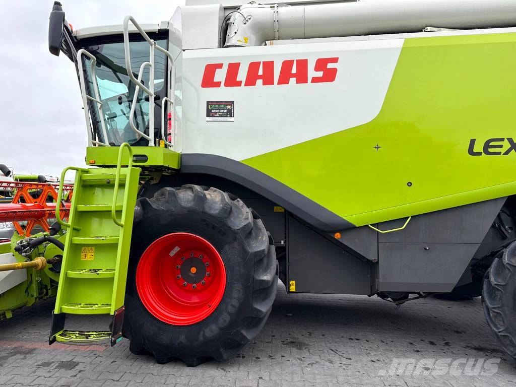 CLAAS Lexion 670 Θεριζοαλωνιστικές μηχανές