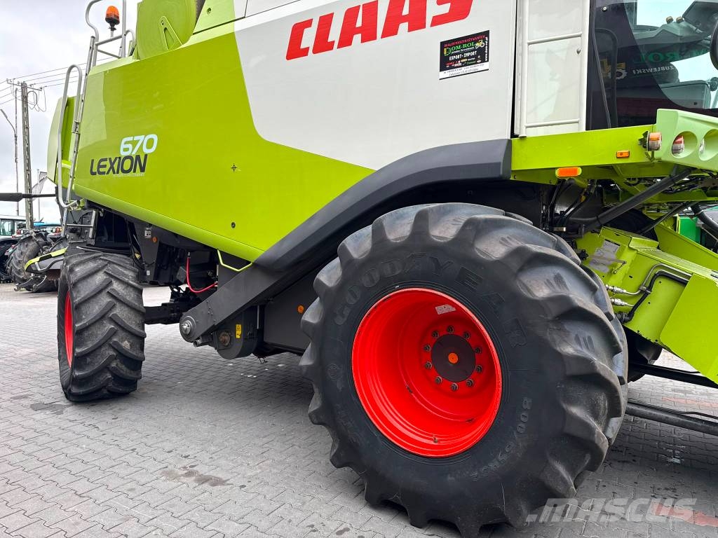 CLAAS Lexion 670 Θεριζοαλωνιστικές μηχανές