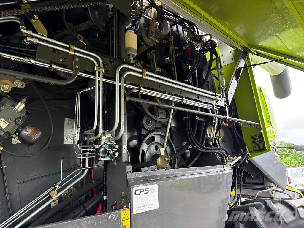 CLAAS Lexion 670 Θεριζοαλωνιστικές μηχανές