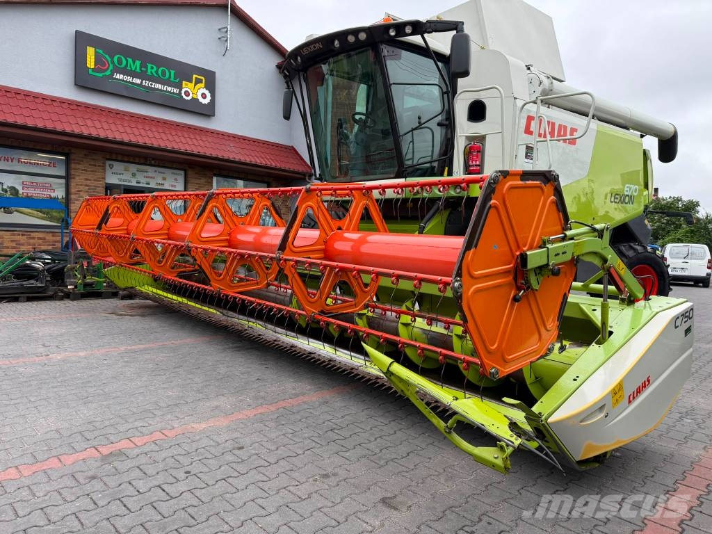 CLAAS Lexion 670 Θεριζοαλωνιστικές μηχανές