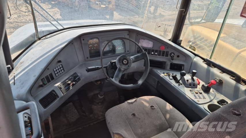 Volvo A 35 D アーティキュレート式ダンプトラック