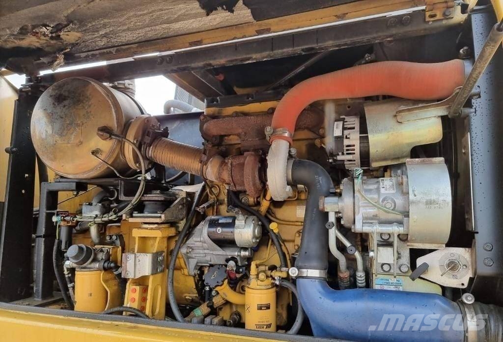 CAT M 313 D Wielgraafmachines
