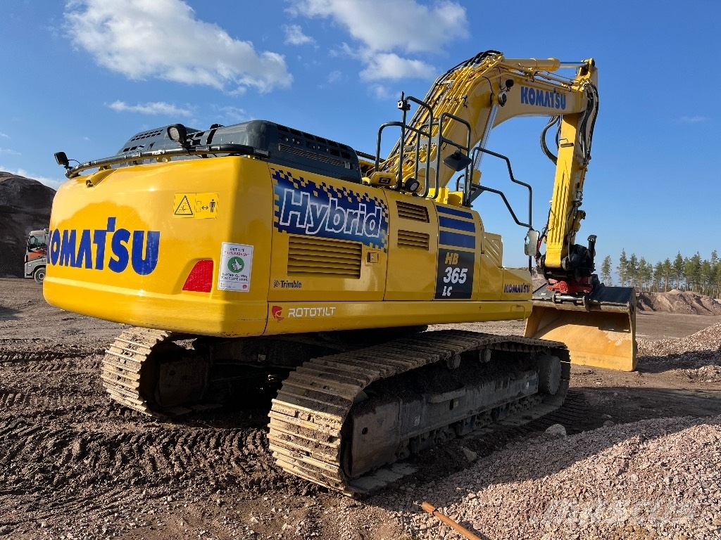 コマツ KOMATSU 1/50 油圧ショベル HB365LC-3 建機 重機 Amazon.com: First Gear Komatsu: Komatsu HB365LC-3 Hybrid Excavator