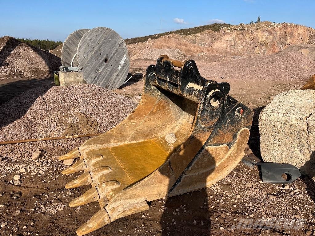 Komatsu HB 365LC-3E0 Escavatori cingolati