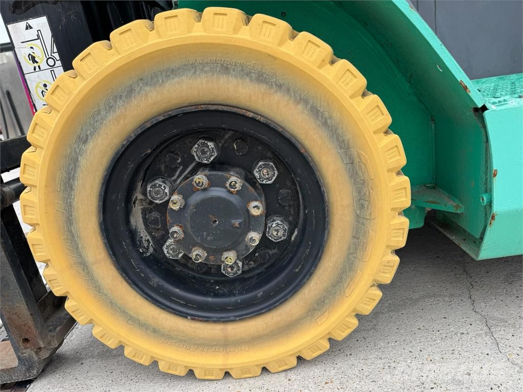 Mitsubishi FG25N Carrelli elevatori GPL