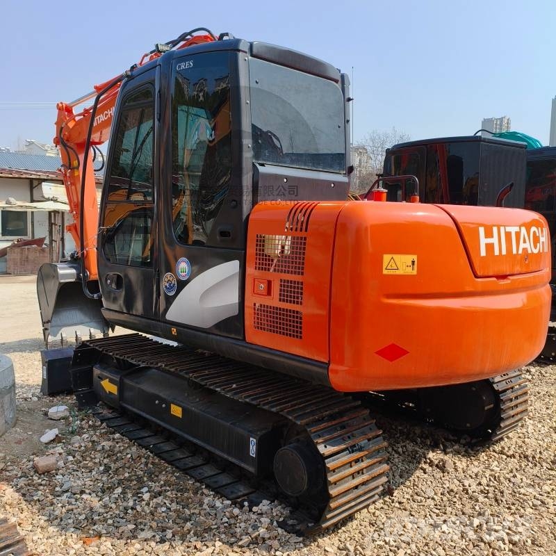 Hitachi ZX 70 Midi excavators  7t - 12t