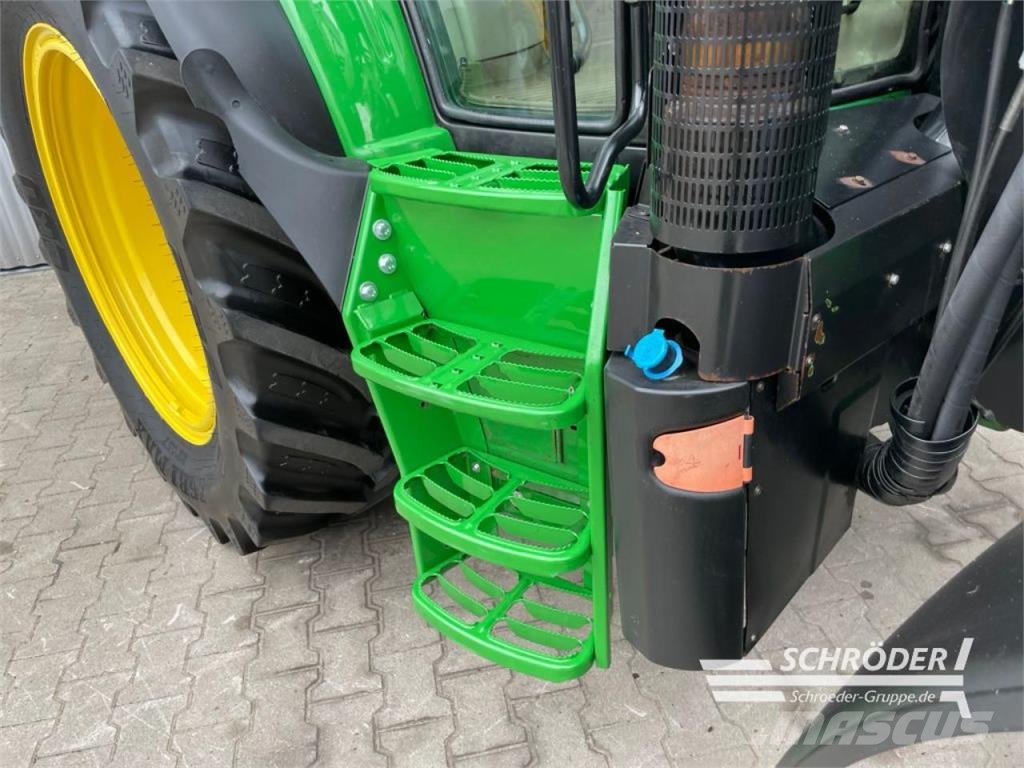 John Deere 6115 M Trattori