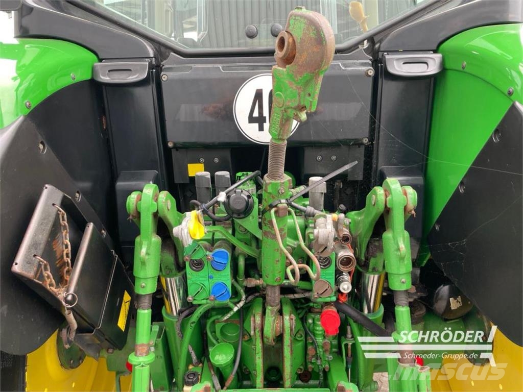John Deere 6115 M Trattori