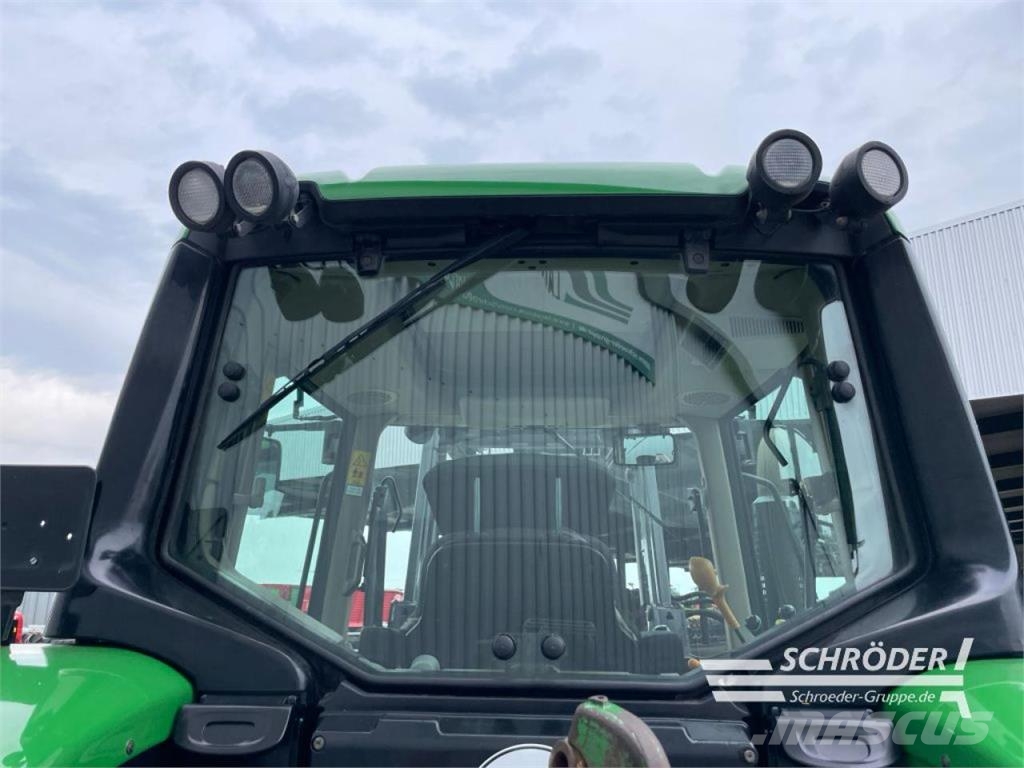 John Deere 6115 M Trattori
