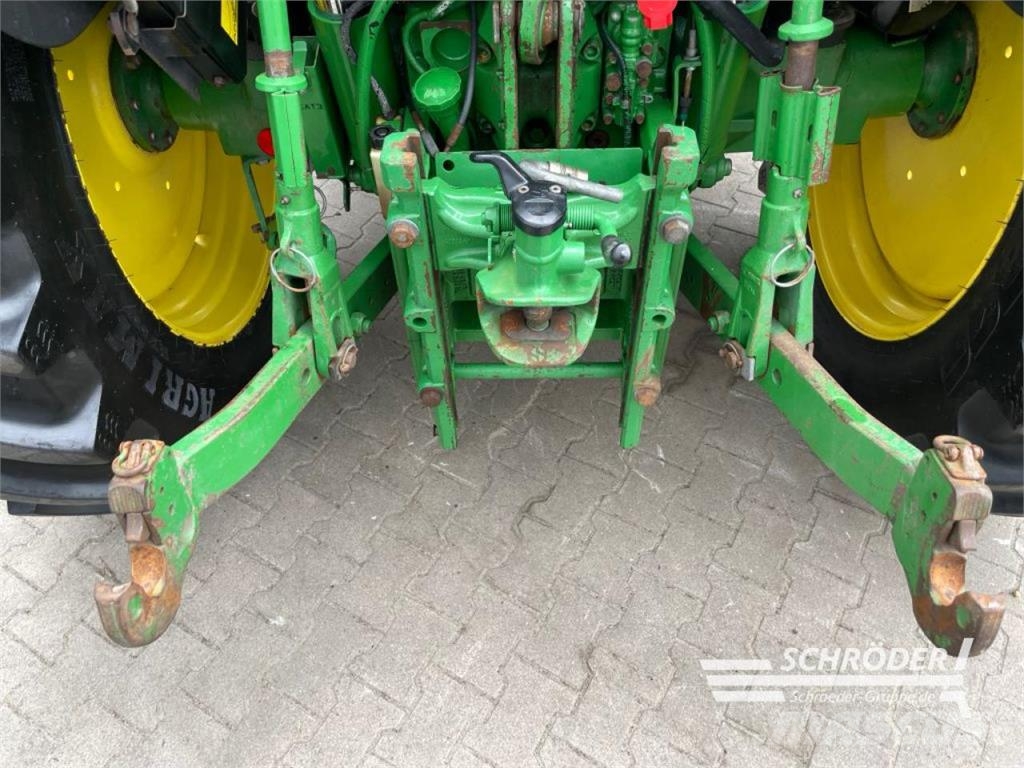 John Deere 6115 M Trattori