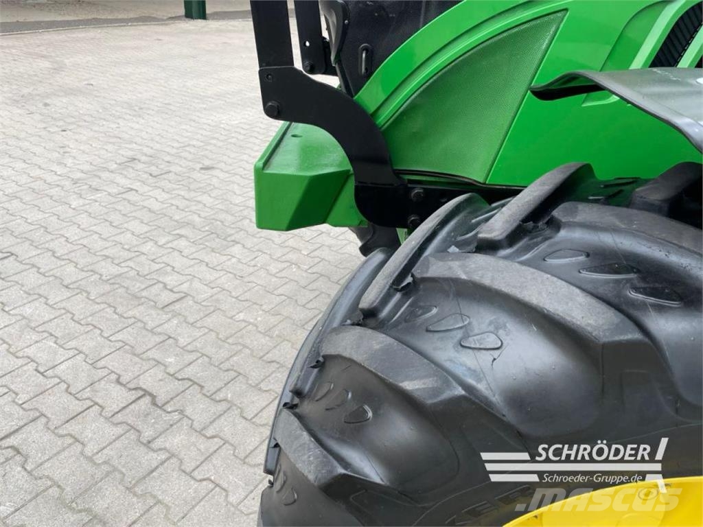 John Deere 6115 M Trattori