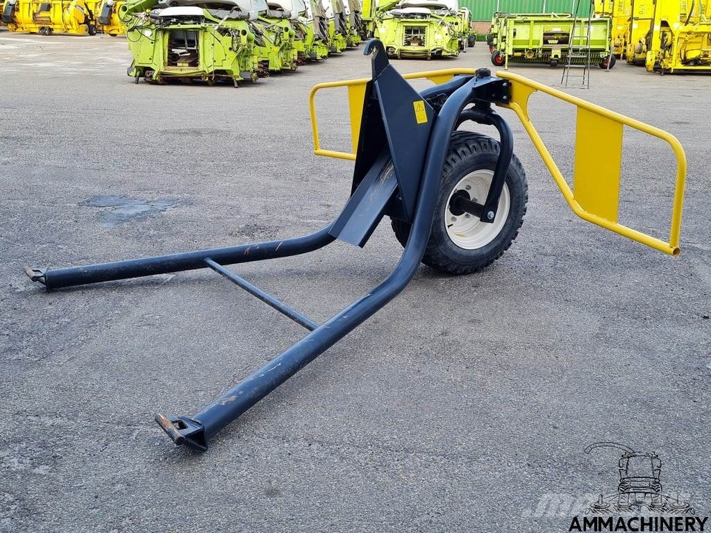 New Holland 750SFI support wheel Leikkuupöydät