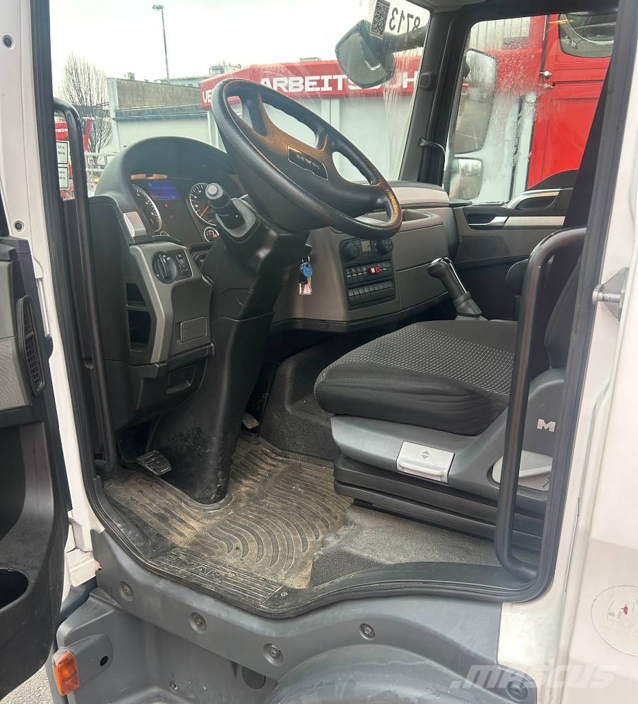 Ruthmann T300.3 Truck & Van mounted aerial platforms