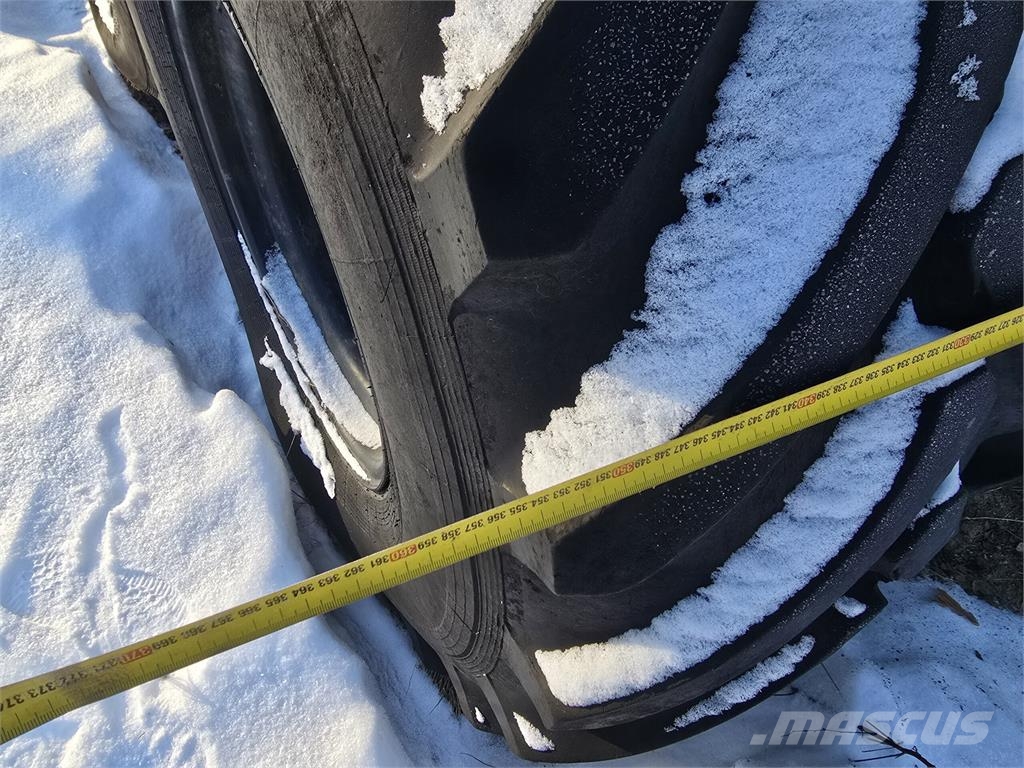  Telivetoinen maansiirtokärry 傾卸式拖車