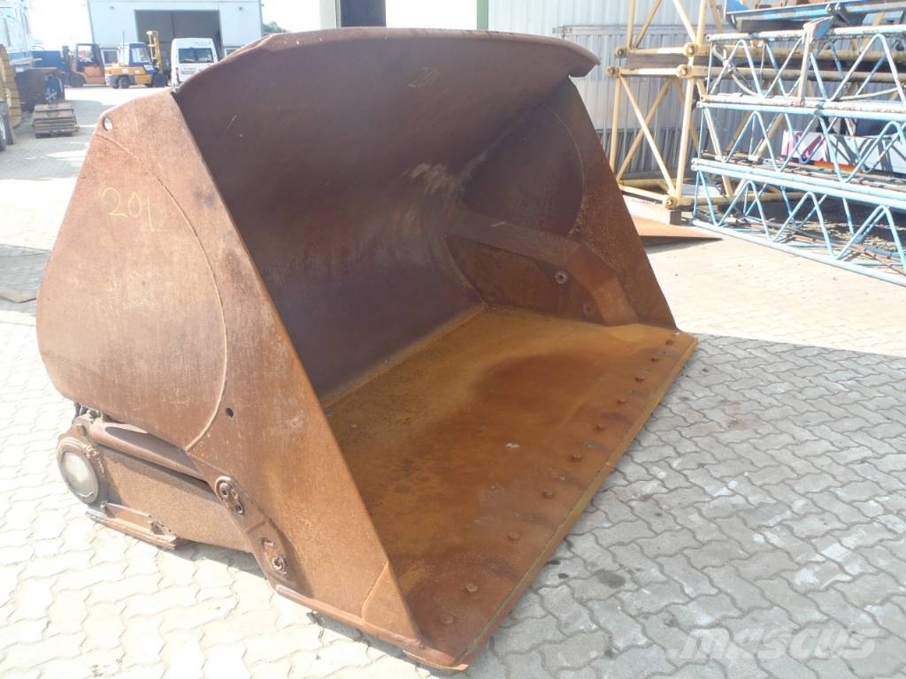 SMP (0201) 5.5 cbm Hochkippschaufel / bucket دلاء