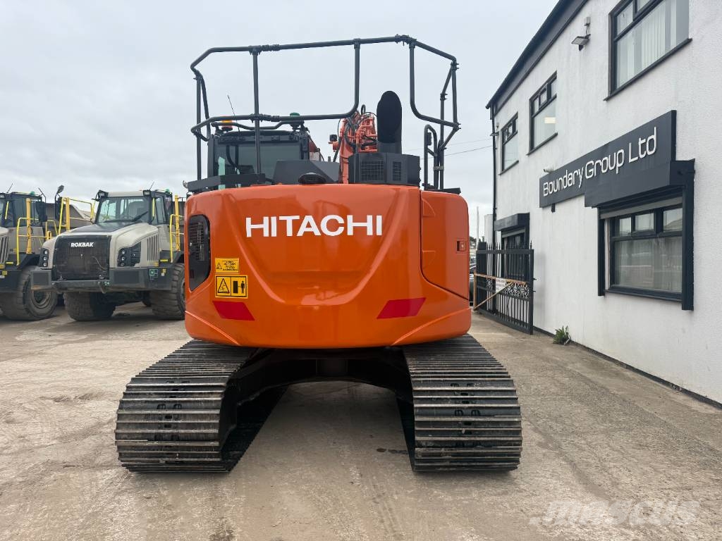 Hitachi ZX 135 US B-6 Raupenbagger
