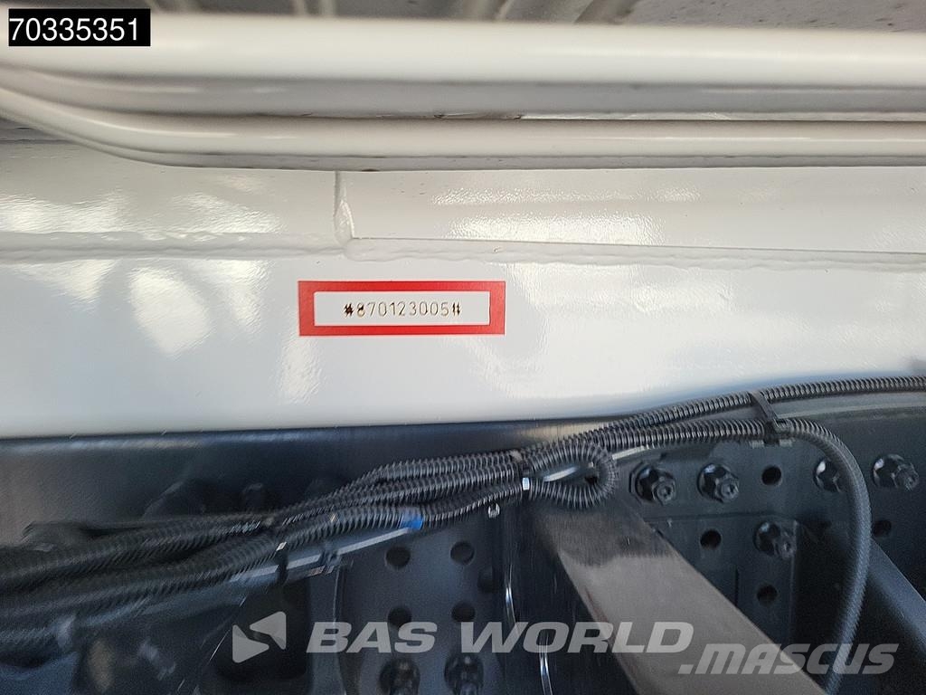 Mercedes-Benz Arocs 4542 8X4 47 mtrs SWAN TSP 47-5 160RZ concret Pompa pentru beton