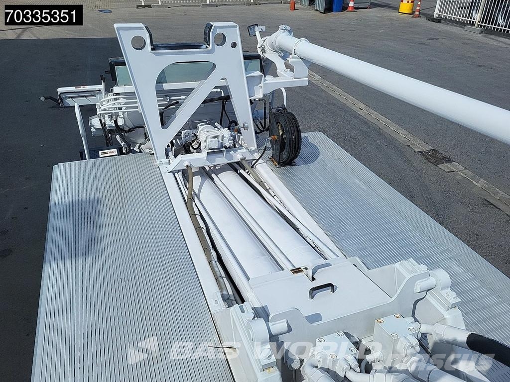 Mercedes-Benz Arocs 4542 8X4 47 mtrs SWAN TSP 47-5 160RZ concret Pompa pentru beton
