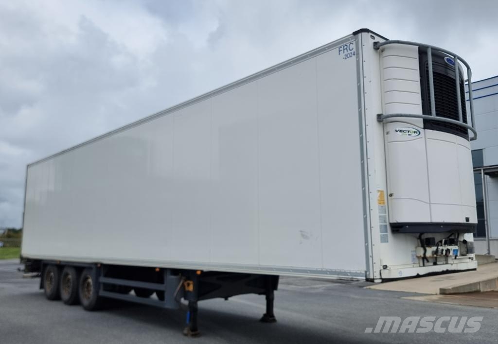 Schmitz Cargobull Trailer Reefer Multi Temp & Meat Rails Straight Koel-vries opleggers