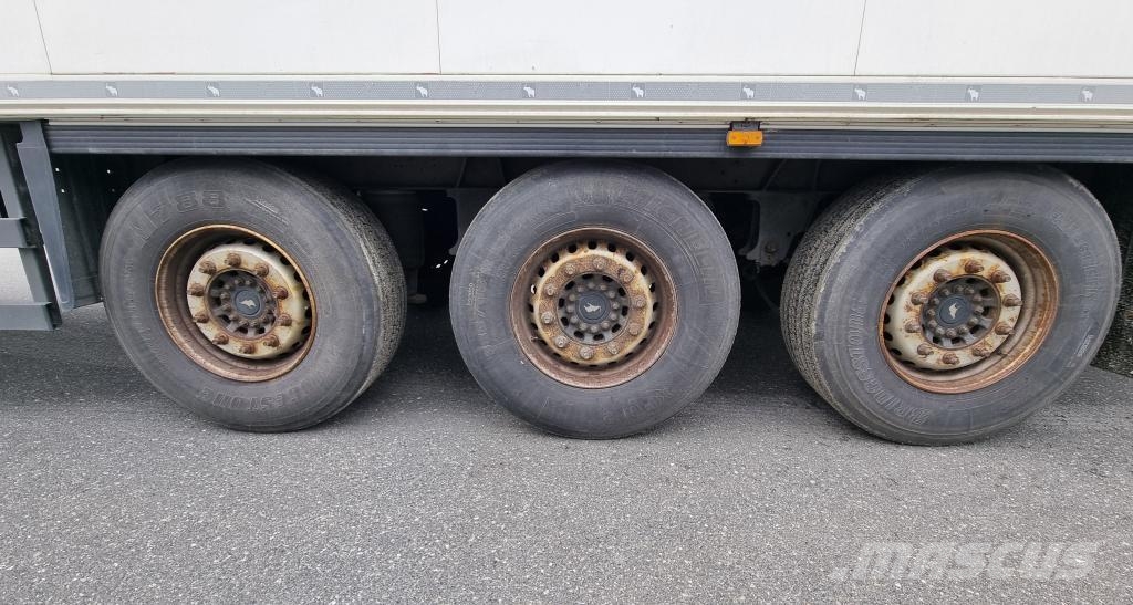 Schmitz Cargobull Trailer Reefer Multi Temp & Meat Rails Straight Koel-vries opleggers