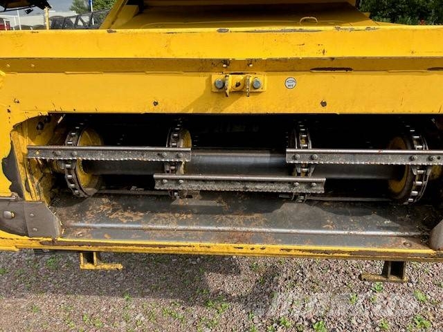 New Holland CX 8080 Elevation Leikkuupuimurit