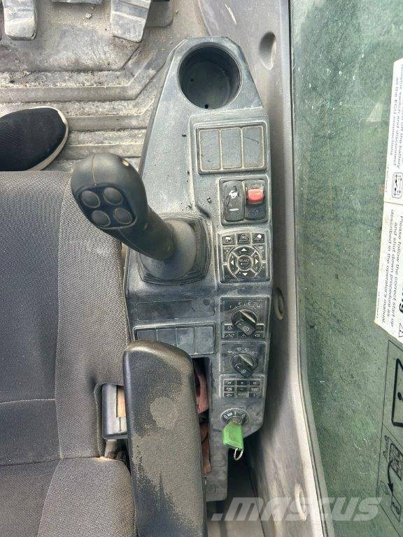 Volvo EC 300 EL Gravemaskiner på larvebånd