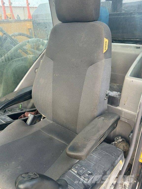 Volvo EC 300 EL Gravemaskiner på larvebånd