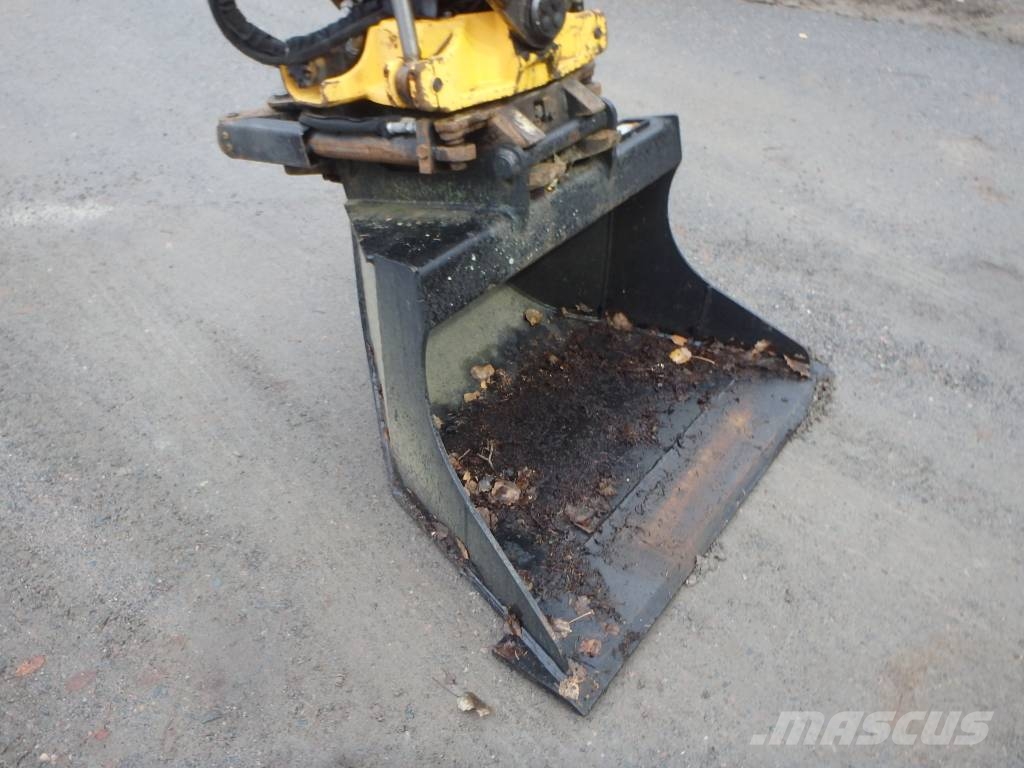 Bobcat E 85 Engcon + pihdit حفارات وسط 7 طن - 12 طن