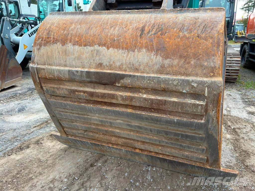 Kobelco SK 350 LC-11 حفارات زحافة