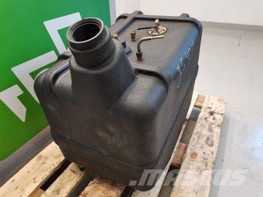 JLG 4017 PS fuel tank Kabine i unutrašnjost