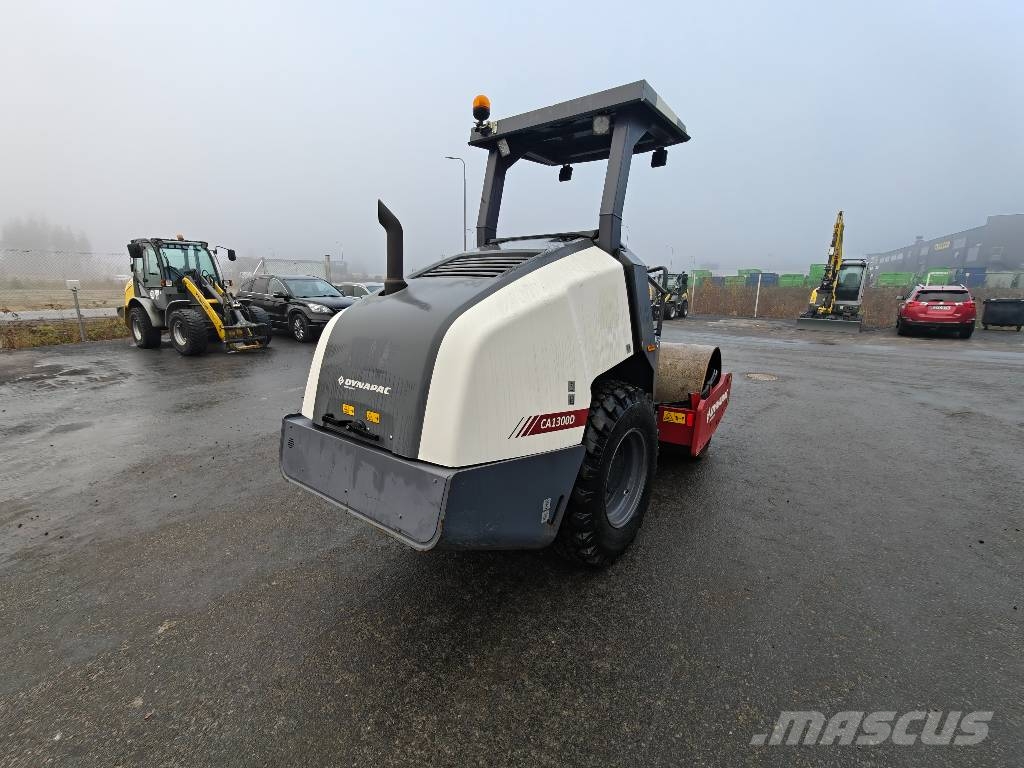 Dynapac CA 1300 D مداحل أحادية الأسطوانة