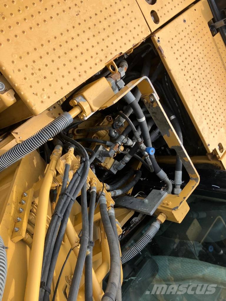 CAT 319 D L Escavatori cingolati