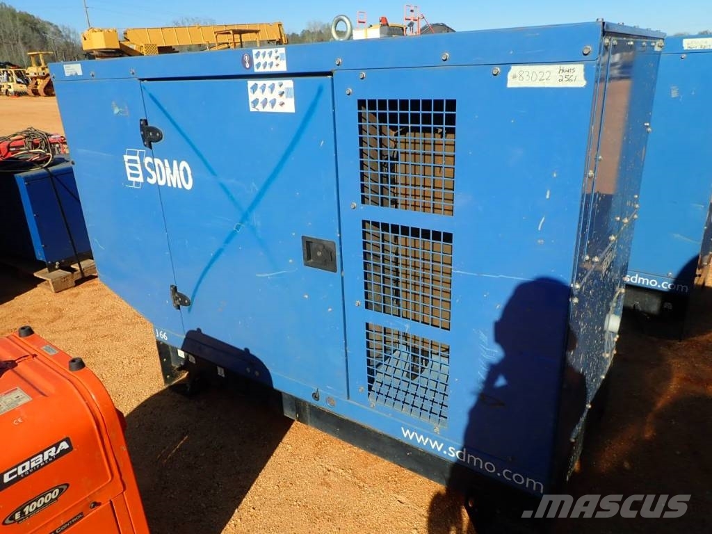 Sdmo 60KW JOHN DEERE DIESEL GENERATOR Dízel áramfejlesztők