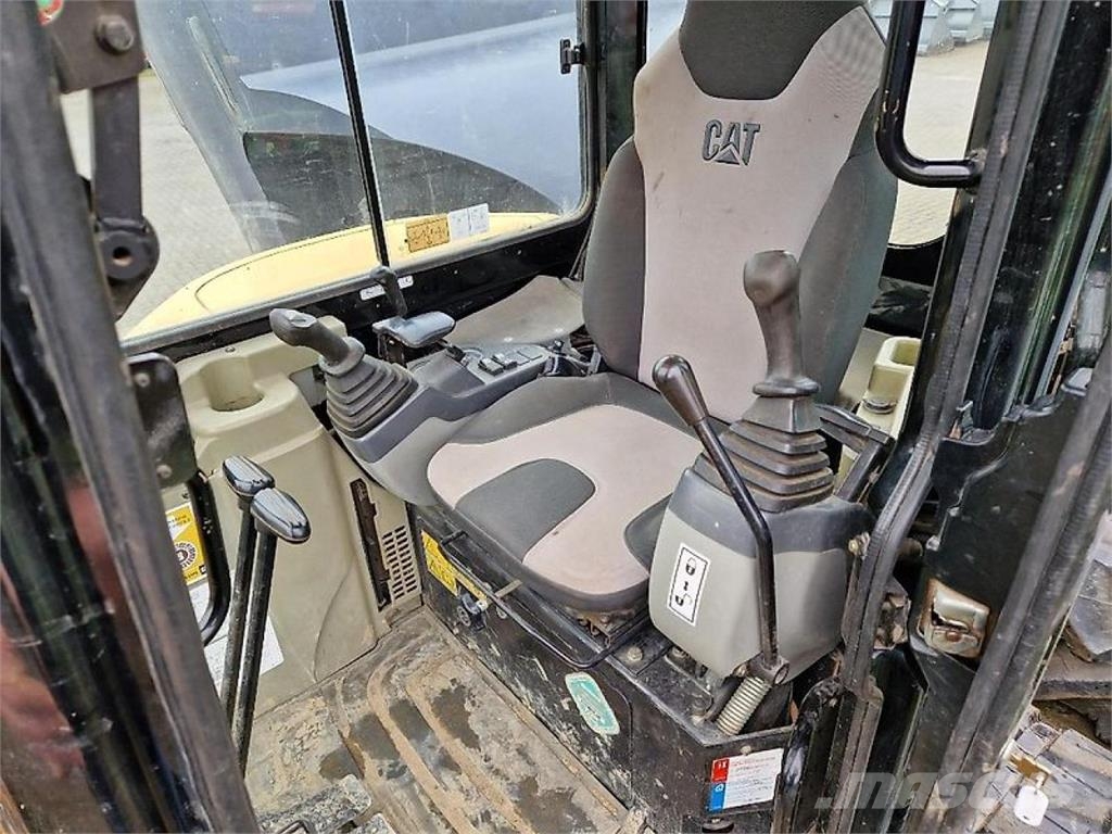 CAT 304C Minibagger < 7t