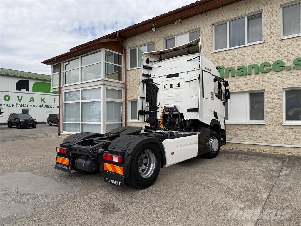 Renault T VIN 428 Trekkers
