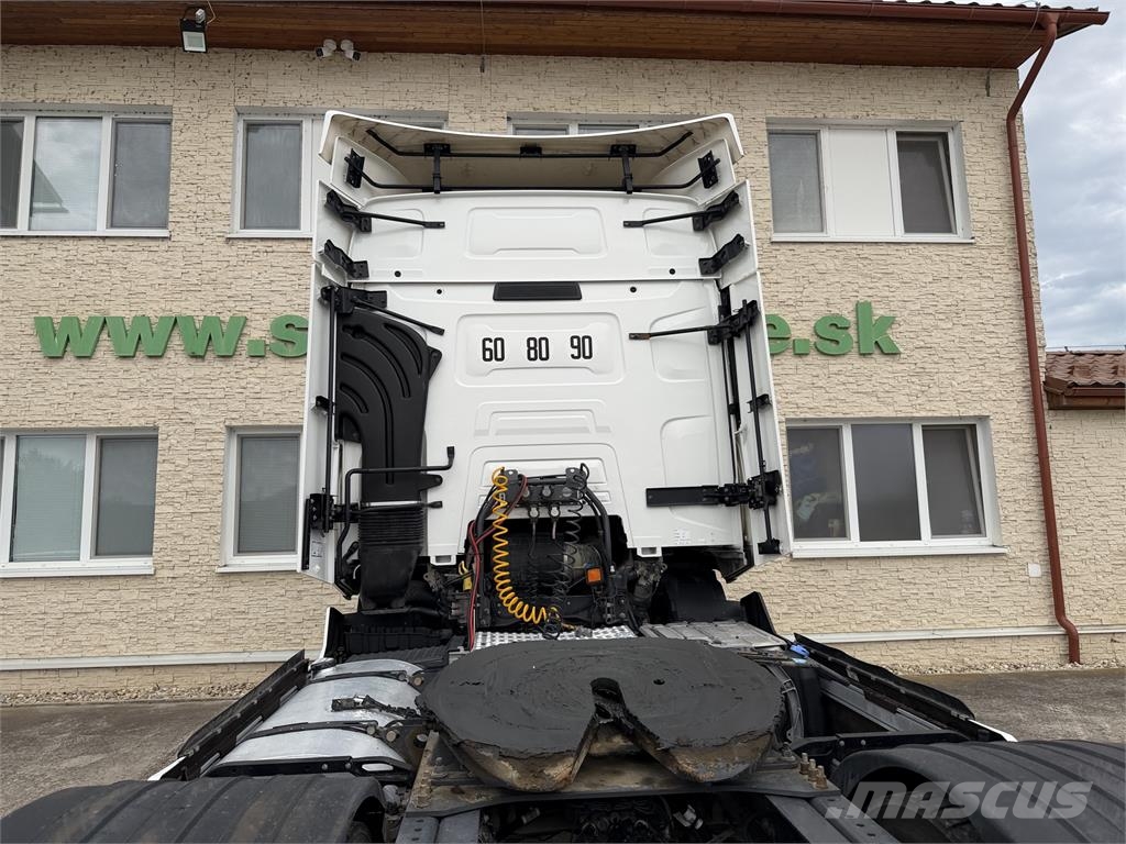Renault T VIN 428 Trekkers