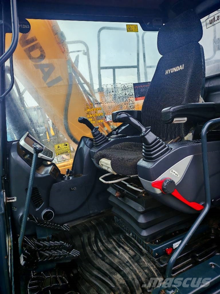 Hyundai HX140L C Excavadoras sobre orugas