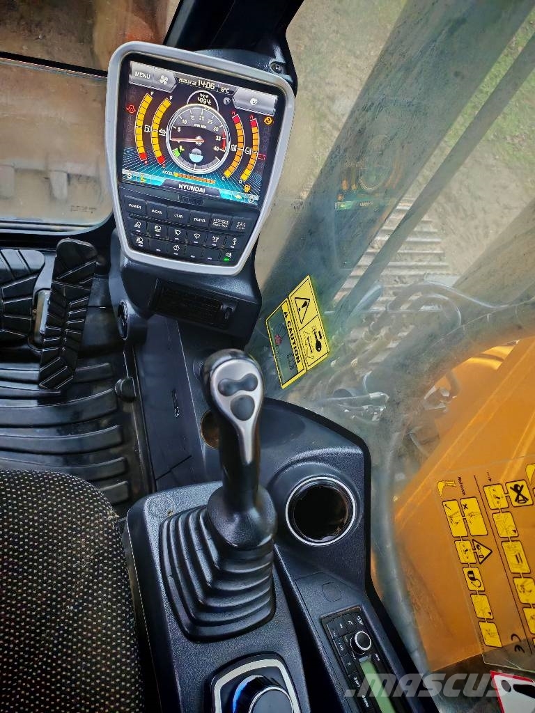 Hyundai HX140L C Excavadoras sobre orugas