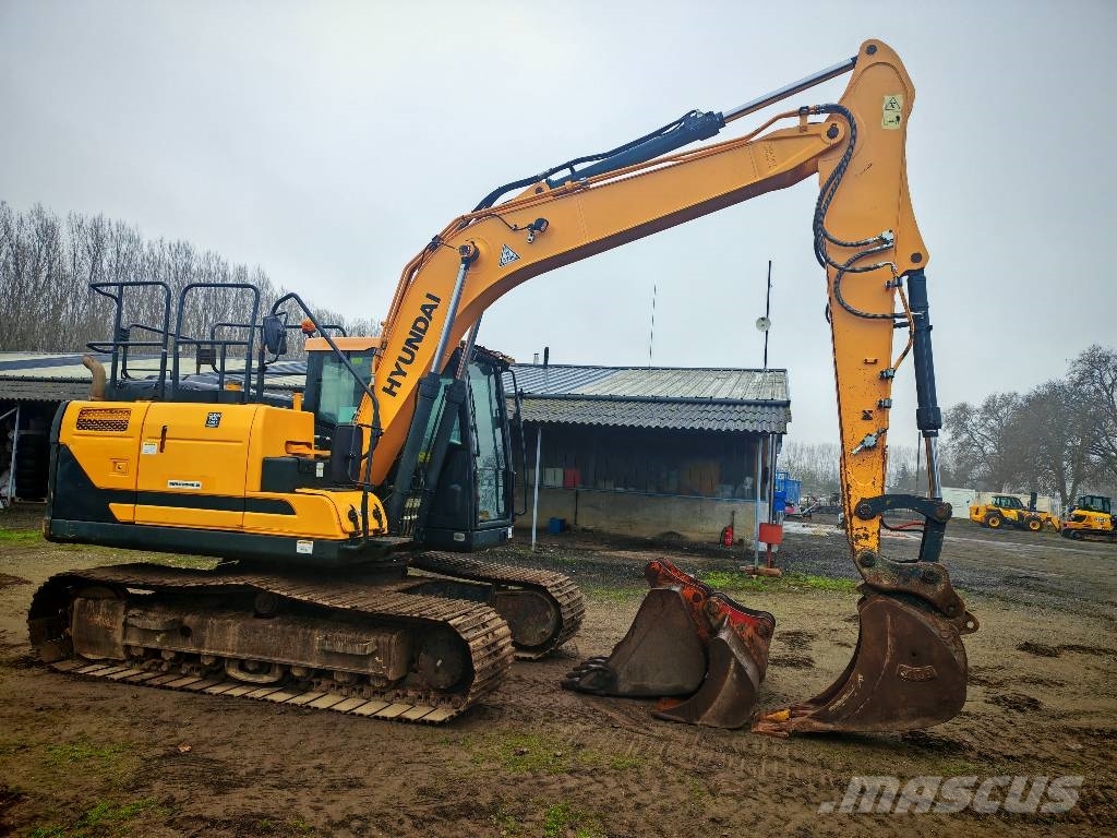 Hyundai HX140L C Excavadoras sobre orugas