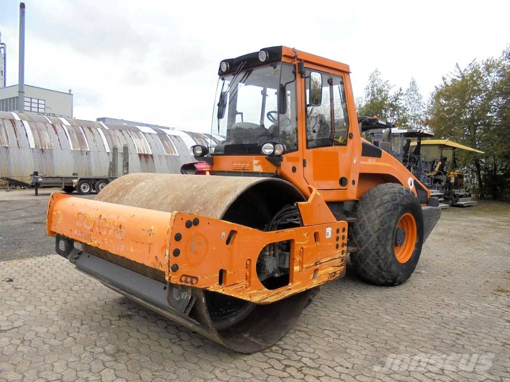 Bomag BW 211 D-4 Vienvalča grunts veltņi