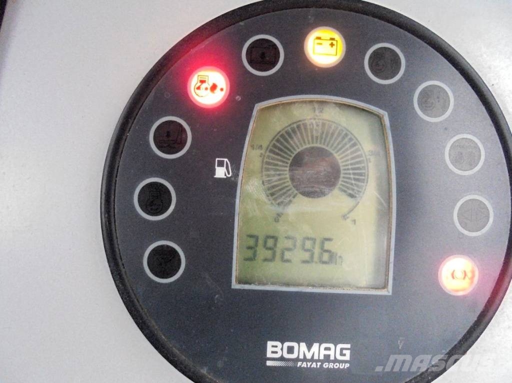 Bomag BW 211 D-4 Vienvalča grunts veltņi